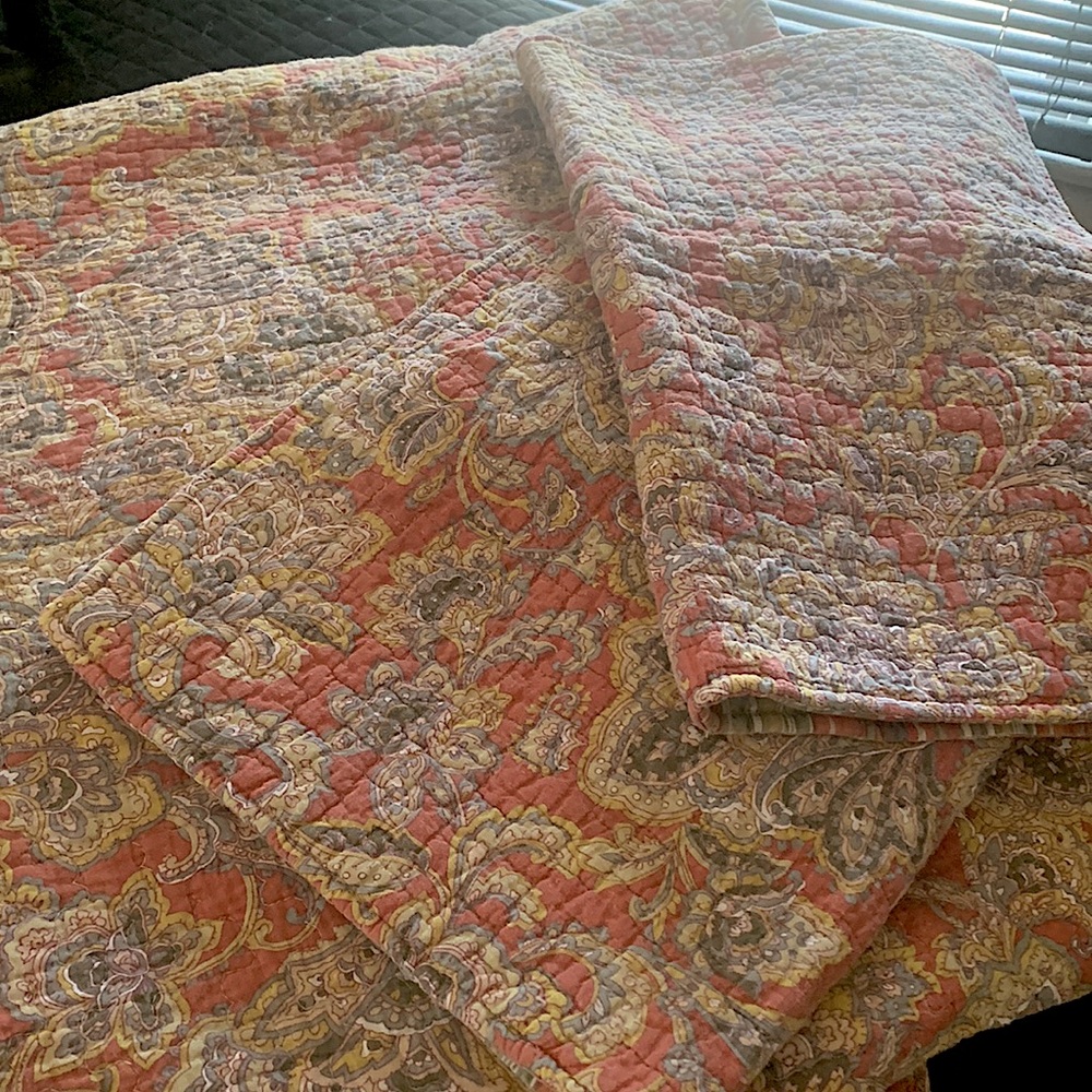 Three piece queen coverlet